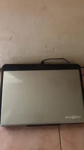 Laptop advan kumplit