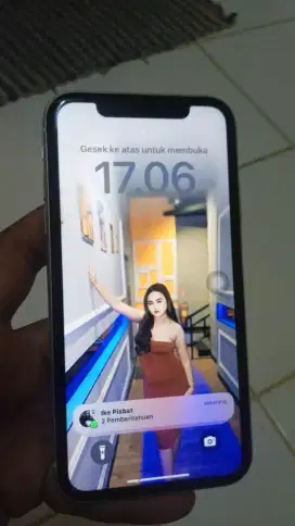 Iphone 11 64/GB putih lengkap ex ibox