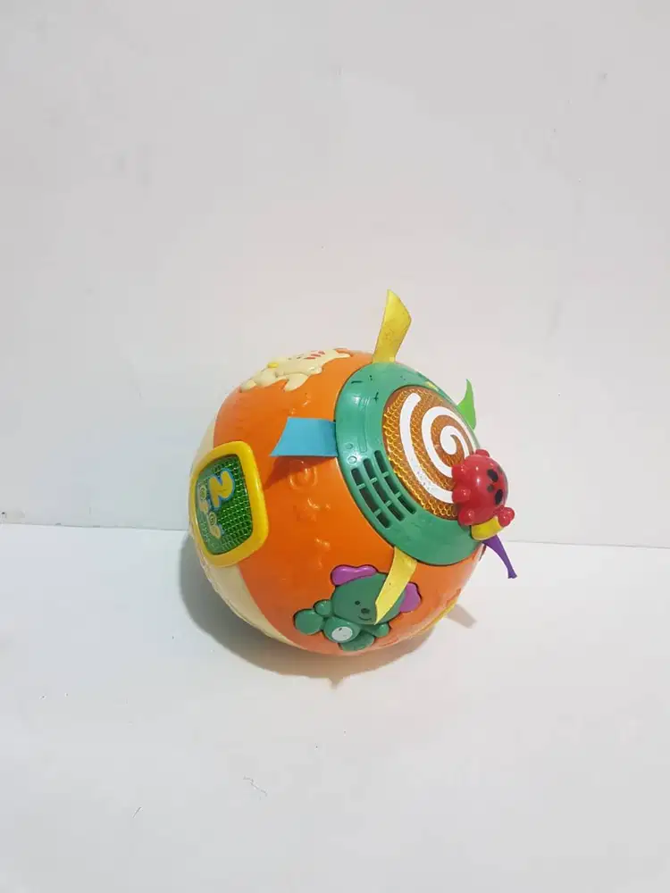 Vtech - Crawl and Learn Bright Lights Ball mainan bola bayi