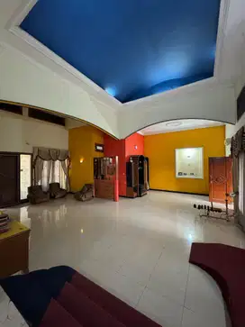Rumah di kawasan Jakarta Selatan. sudah SHM