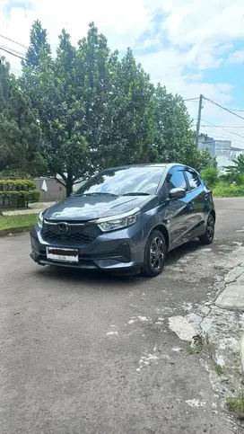 Fs : Honda Brio Satya 2023 faceclict, low km, full ori!!