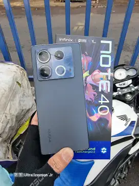 Infinix Note 40 8/256 Fullset Original, 90% Mulus, Minus retak backdor