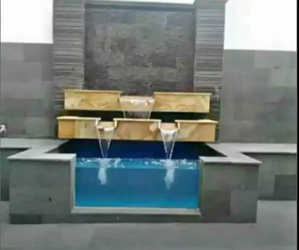 Kolam batu alam modern