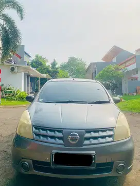 Nissan Grand Livina 2010 Manual