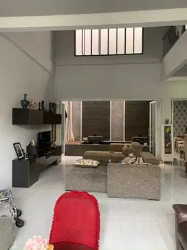Rumah 197mtr Tebet Barat 30mtr ke akses 2 mobil lega