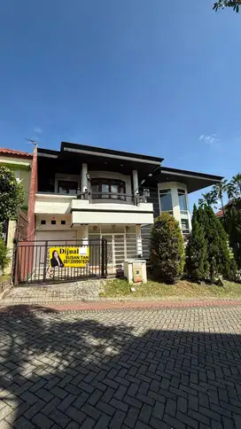 RUMAH CITRALAND UTAMA DEKAT GWALK VILLA SENTRA RAYA