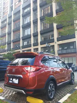 Honda BRV E CVT 2017 (Des), Merah, siap pakai