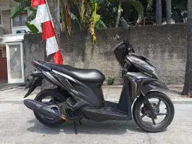 Honda vario 125 kzr cbs iss tahun 2014