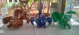 Action figure bakugan 3pcs