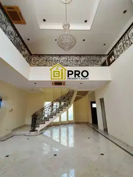 Dijual Rumah Raffles Hills Cibubur Siap Huni