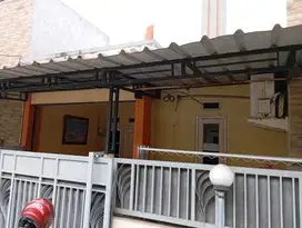 Rumah 1 Lantai 2 Kamar Tidur di Pondok Ungu Permai, Bekasi