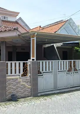 JUAL LELANG RUMAH BUMI PERMAI GRESIK M551 DEKAT ICON MALL
