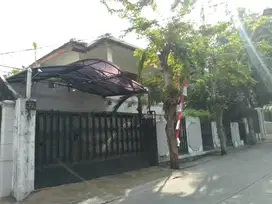 Rumah Lama 2lt di Jl KPBD Sukabumi Selatan Jakarta Barat