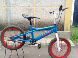 Sepeda bmx uk 16