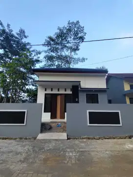 Rumah murah 2 kamar tidur di pakintelan gunungpati semarang