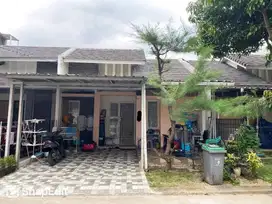 Rumah 1,5 lantai 2+1 kamar hadap barat di Serpong Garden Cisauk