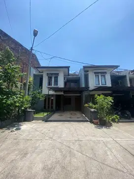 Rumah Siap huni di Komplek Cluster One Gate Antapani Kota Bandung