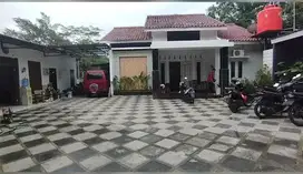 Disewakan Rumah Furnished & SwinPool, 3 Menit Kampus B Harapan Bangsa