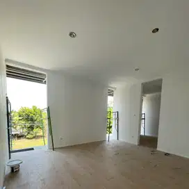 Rumah Mewah Palagan dgn Kolam Renang Pribadi dkt Hotel Hyatt