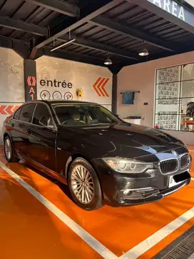 Dijual Bmw F30 320i N20 2012
