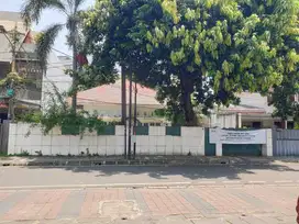 Rumah Lama di Jl Bandung Menteng Jakarta Pusat