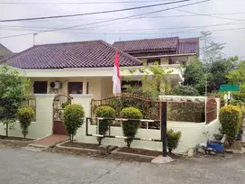 Rumah di Jatiwaringin Asri, Pondok Gede, Bekasi