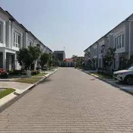 Rumah konsep mewah 2 lantai di sumarecoon Karawang ready siap huni