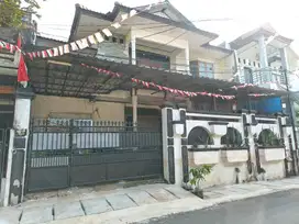 Rumah Lama 2lt di Jl Komp IKPN Bintaro Jakarta Selatan