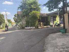 Tanah dekat pasar legi solo