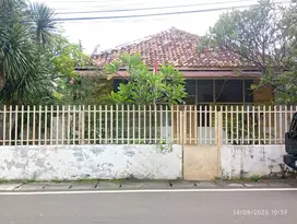 Dijual Tanah + Rumah Lama Kramat Baru JakPus – LT 718 m², SHM