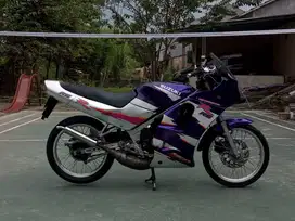 Suzuki RGR 150 - 1995 ungu