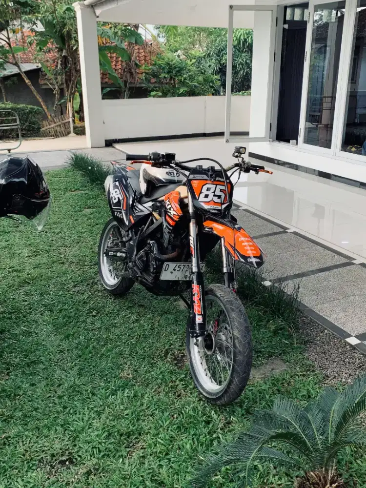 D TRACKER 2015 MULUS BODY GORDON