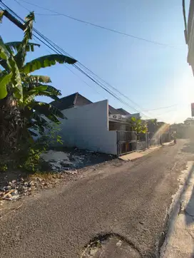 Jual Murah Cepat Butuh Uang Tanah Jalan Damai Luas 138 m² SHM P Ready
