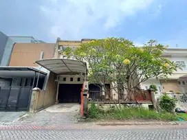 RUMAH 2Man DI VILLA SENTRA RAYA CITRALAND SURABAYA BAGUS TERAWAT