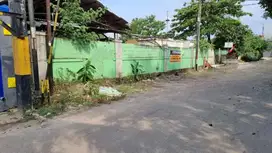 Disewakan lahan komersiil dgn lokasi strategis di Jl Transyogi Cibubur