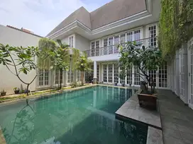 Rumah hook Mewah Condet Jakarta Timur
