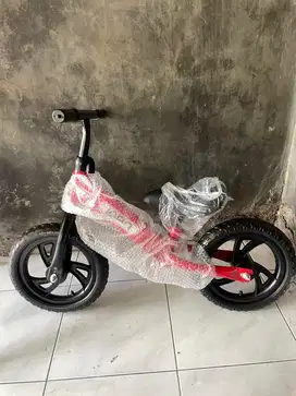 Sepeda pushbike Baru