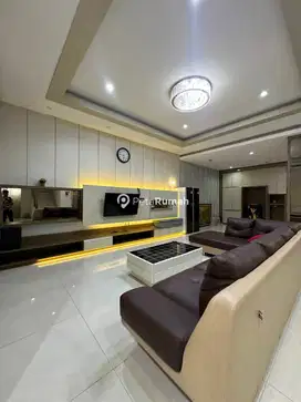 DIJUAL VILLA MEWAH KOMPLEK CEMARA KUTA DAERAH PANCING