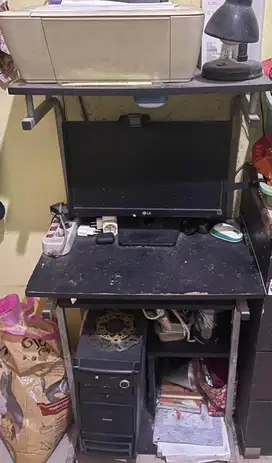 Komputer set (cpu, monitor, printer, meja)