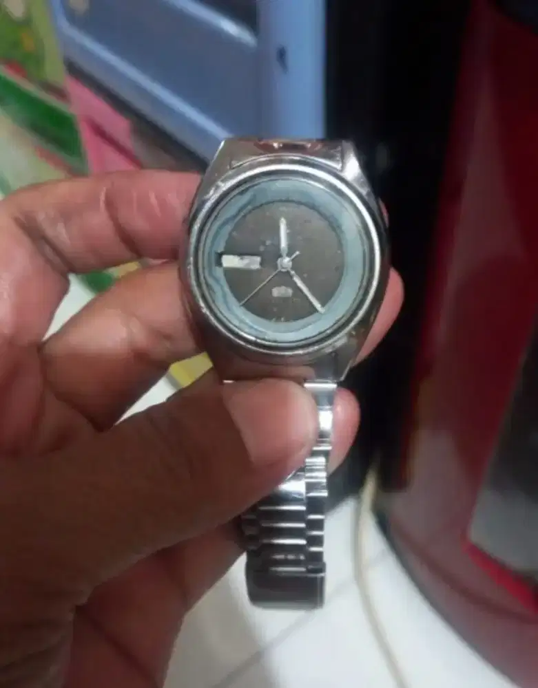 Jam tangan Pria merk Seiko