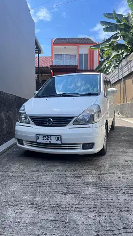 Nissan Serena 2012 Bensin