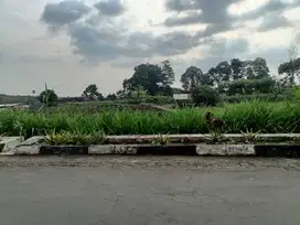 Dijual tanah dikawasan wisata kemuning karanganyar