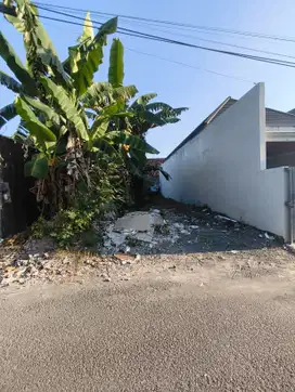 Dijual BU, Tanah 200mtr Jalan Damai, SHM Pekarangan