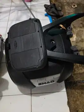 BOX SHAD 44 & BREKET BOX VARIO 160