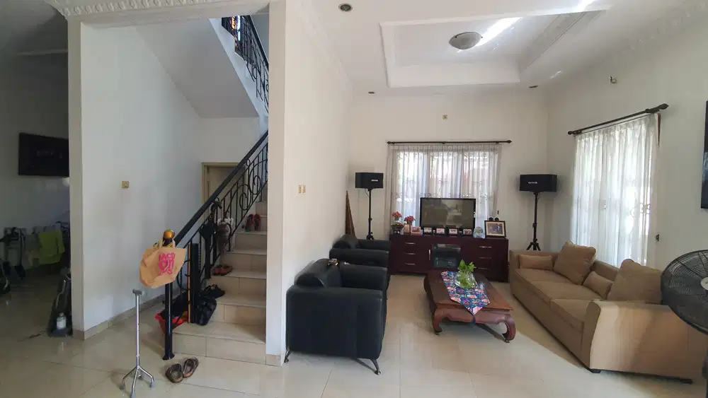 Dijual rumah citra 3 hook kt4+1 rapi siap huni