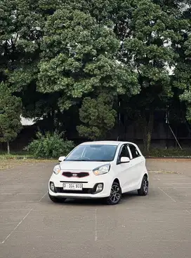 LOW ODO! Kia Picanto 1.2 SE AT 2014
