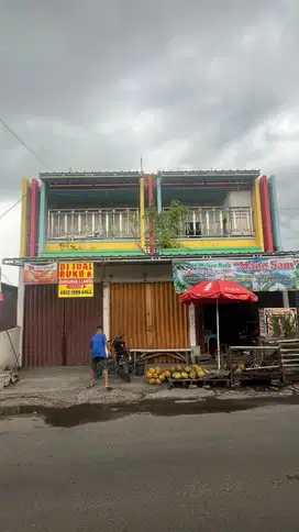 Bangunan dan Ruko 3 Lantai Dijual Tiap Lantai Ada 3 kamar Cocok Kantor