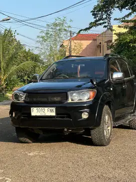 Toyota Fortuner G Luxury 2.7 At 2006