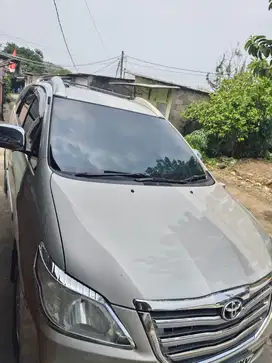 Toyota Kijang Innova 2013 Bensin