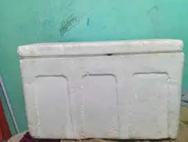 Box Stropom, boks untuk kirim barang